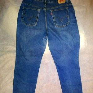 Levis 512 Jeans